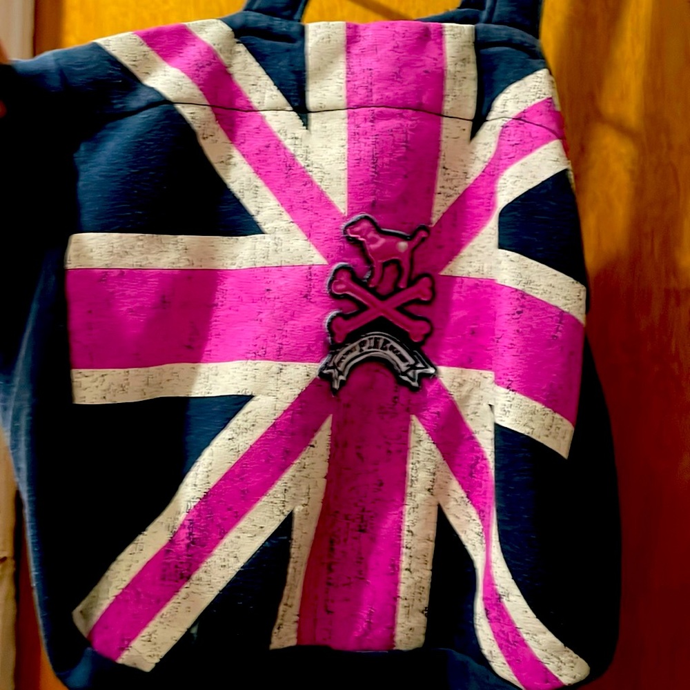 VS pink tote bag